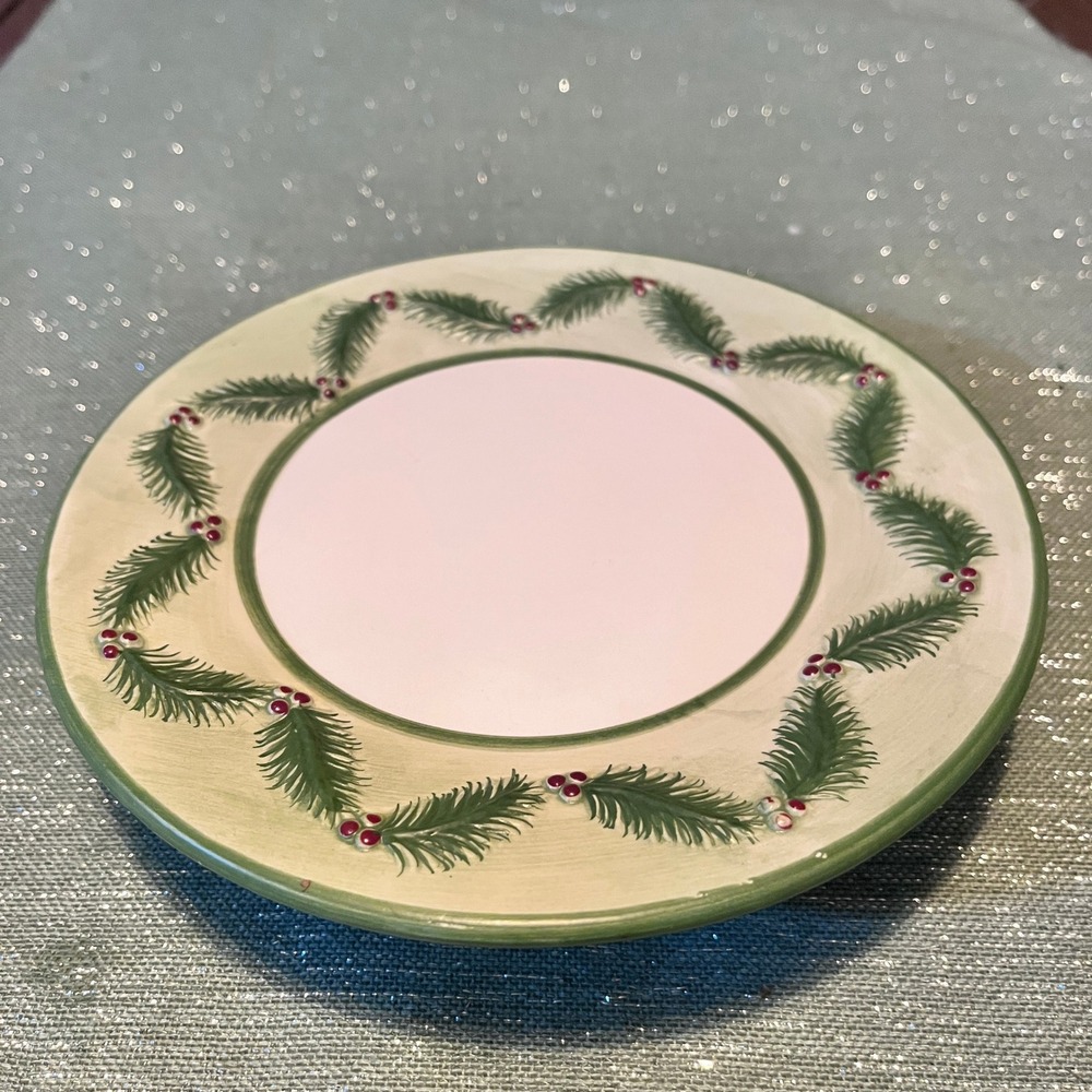 Michal Sparks for Yankee Candle~Candle Holder‎ Holly Berry Wreath Design